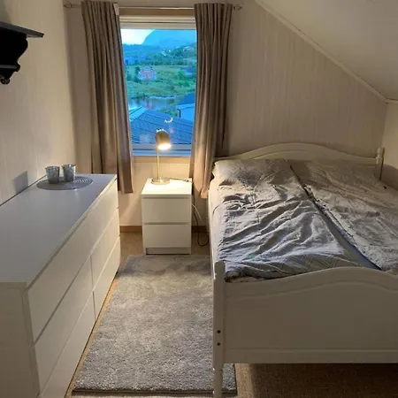 Holiday home Landsbyhus I Lofoten