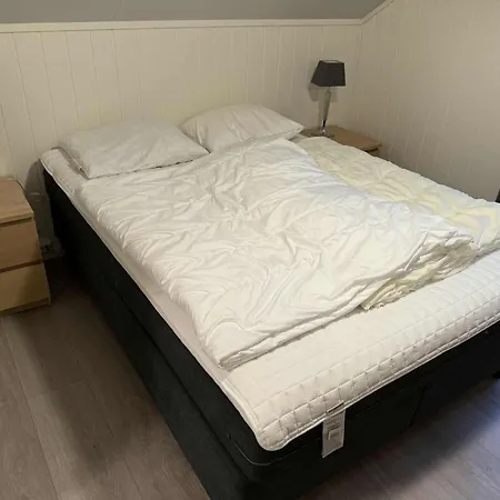 Landsbyhus I Lofoten Feriehus *