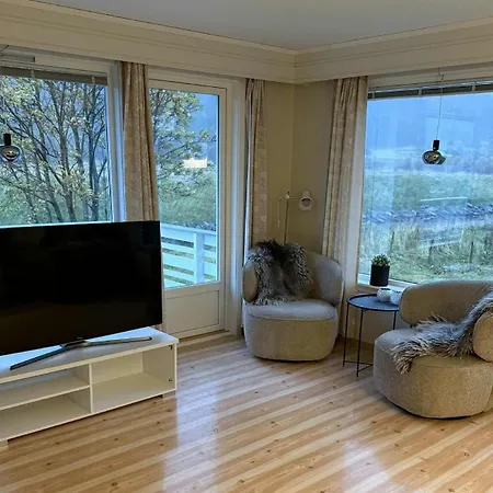 Landsbyhus I Lofoten *