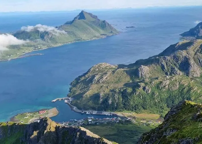 Landsbyhus I Lofoten *